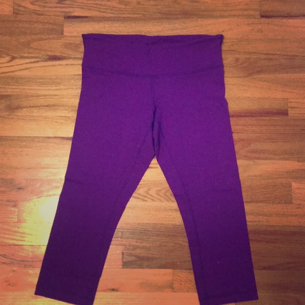 Purple Lululemon crop pants